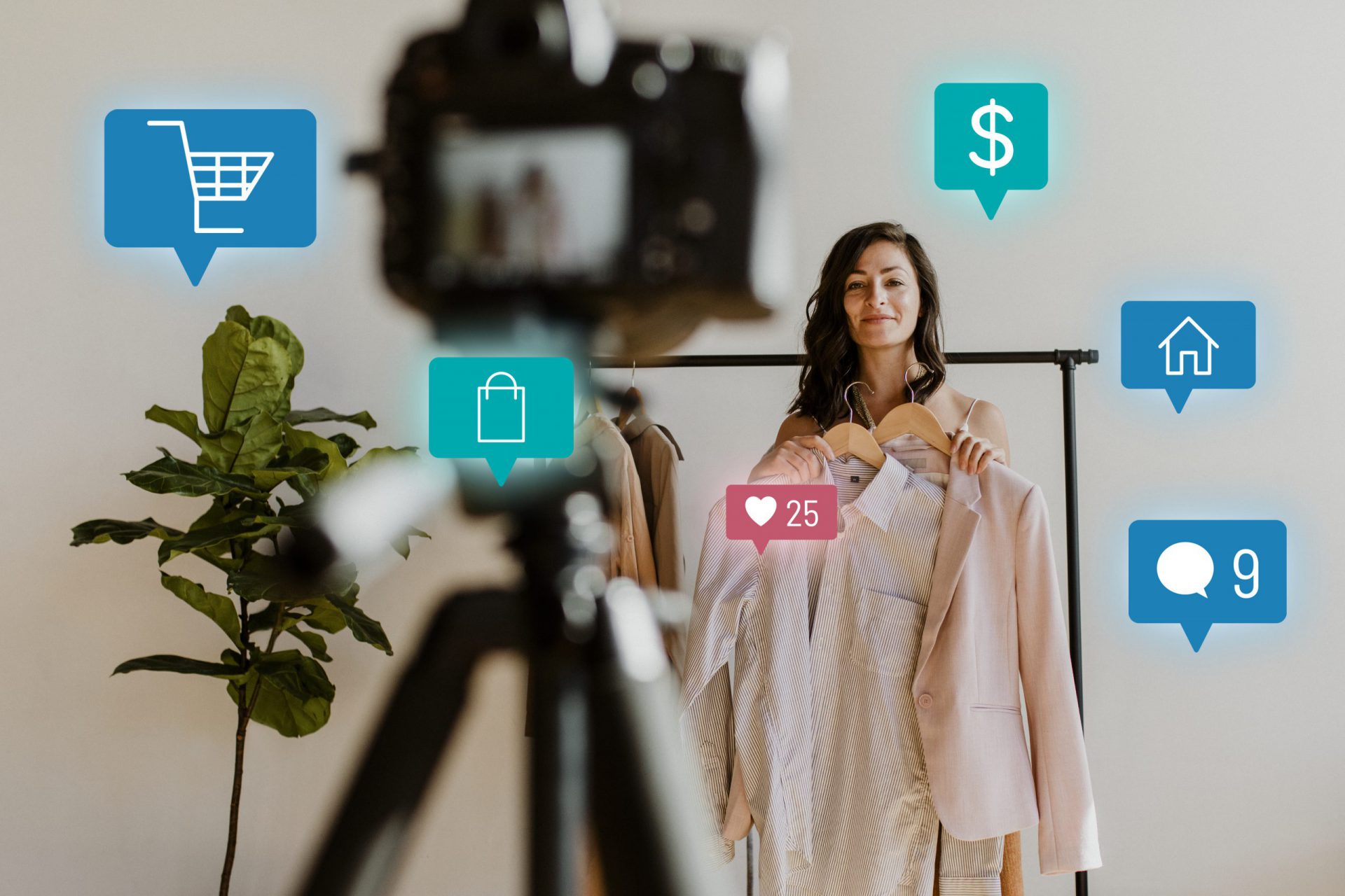 Chica influencer grabando un video para sus redes sociales.