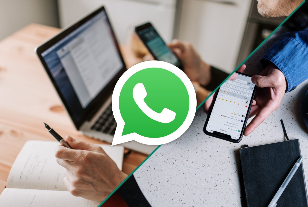 Empresario comunicándose con sus clientes a través de WhatsApp Business.